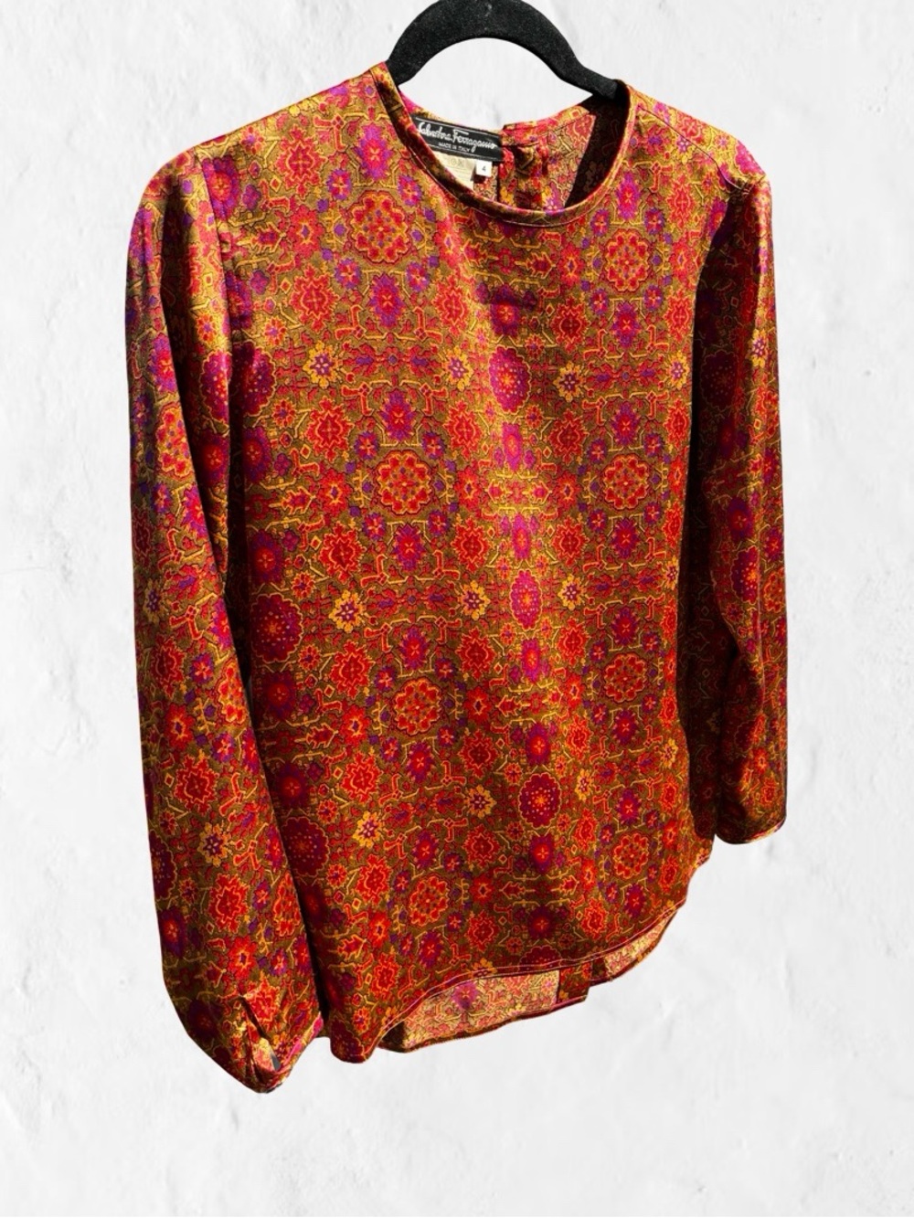 Vintage Salvatore Ferragamo Italy 100% Silk Medallion Print Blouse Size
